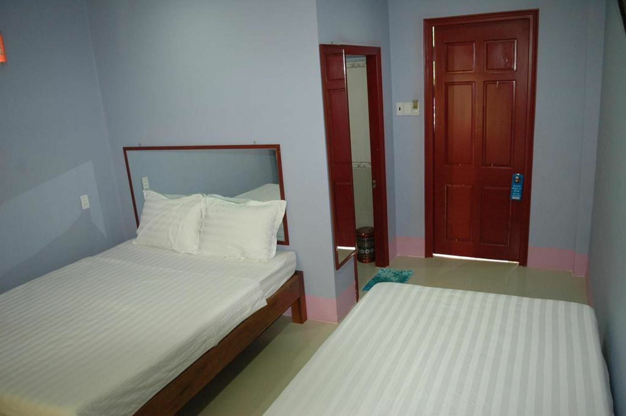 Ha Phat Hotel Duong Dong  Kültér fotó