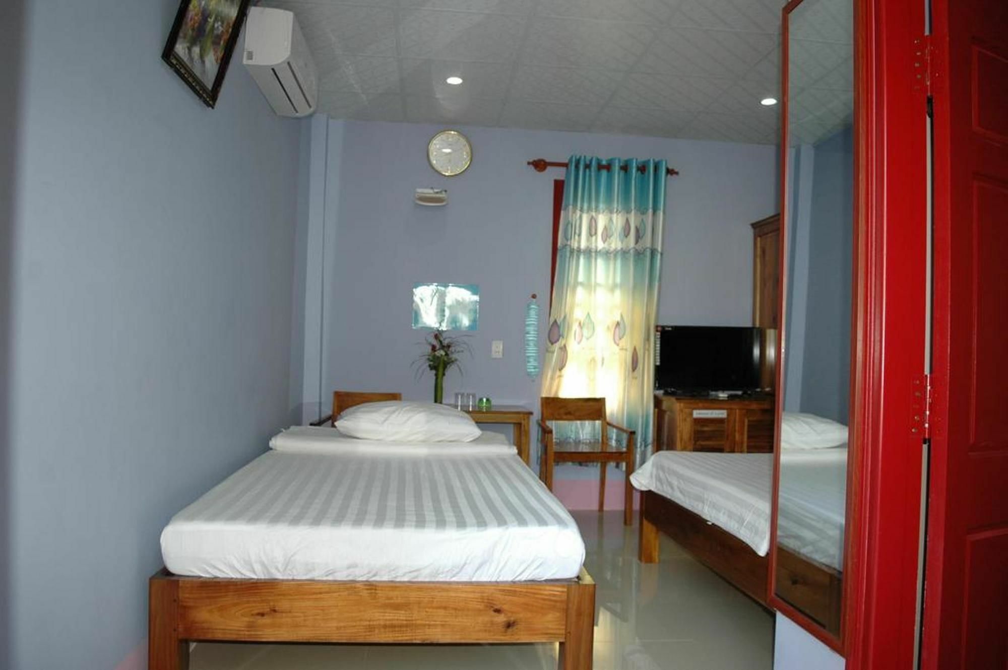Ha Phat Hotel Duong Dong  Kültér fotó