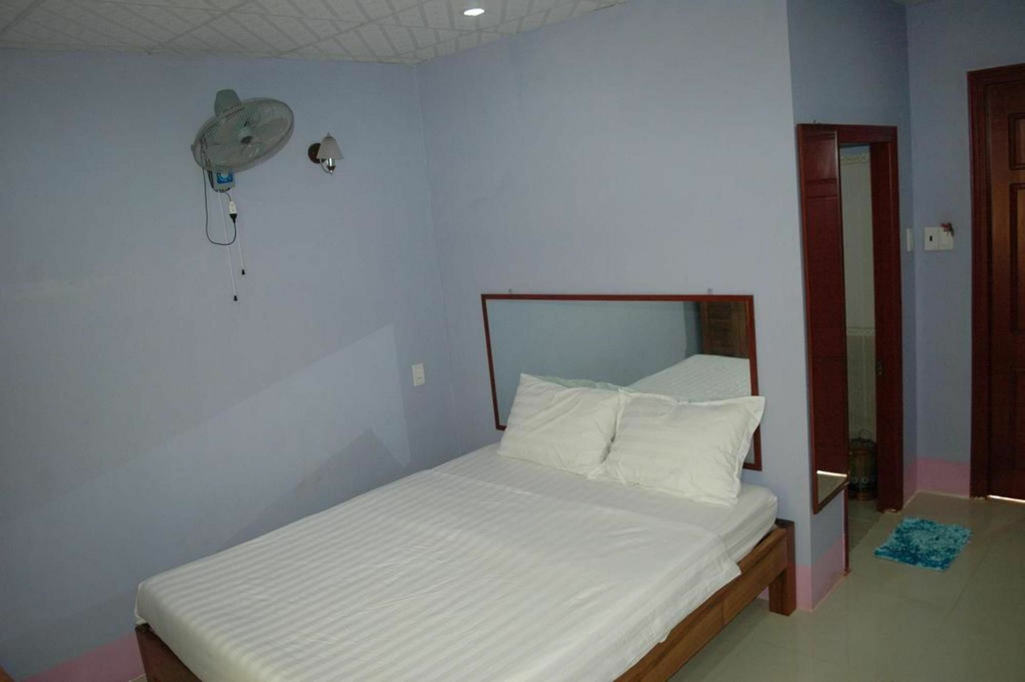 Ha Phat Hotel Duong Dong  Kültér fotó