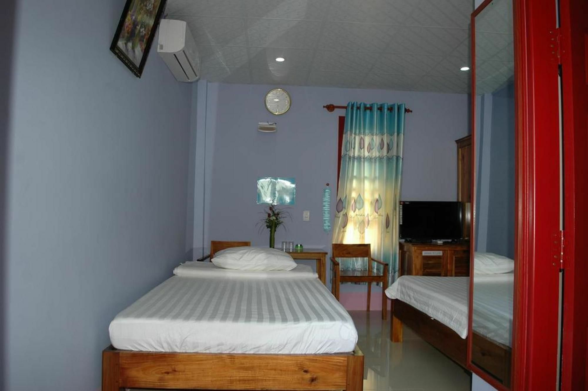 Ha Phat Hotel Duong Dong  Kültér fotó